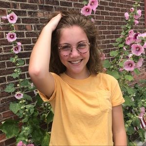 Meet your Posher, Liz